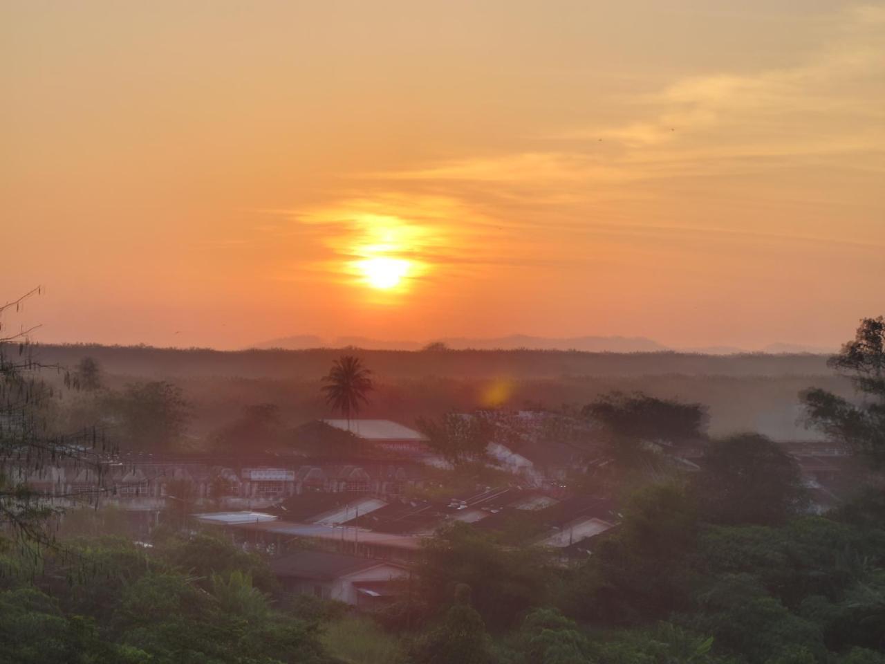 Hotel Sukaramai Kampung Gurun Zewnętrze zdjęcie
